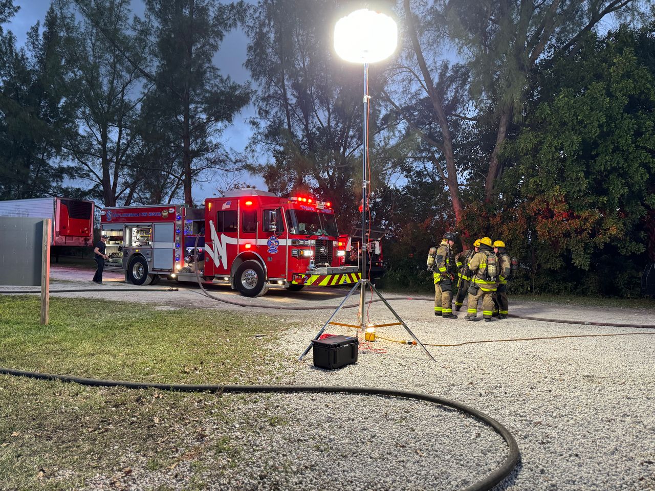 fire scene with Balloon Lightning